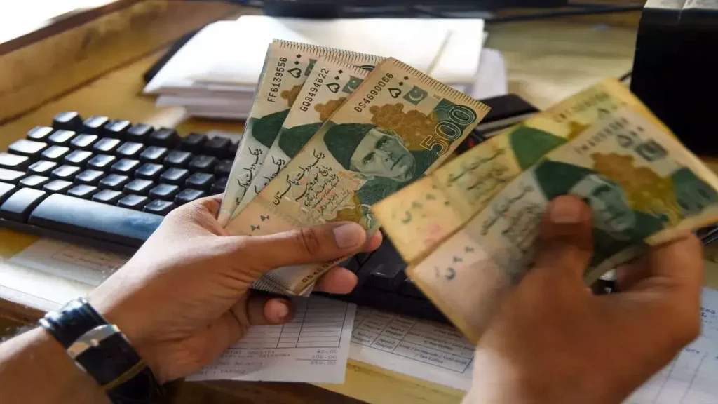 India-Pakistan truce, yuan boost to lift rupee past 85/USD
